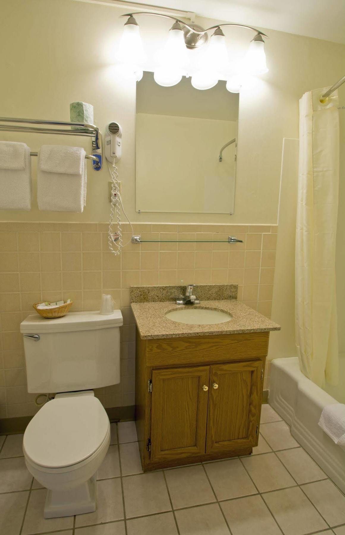 Travelers Inn Brunswick Esterno foto