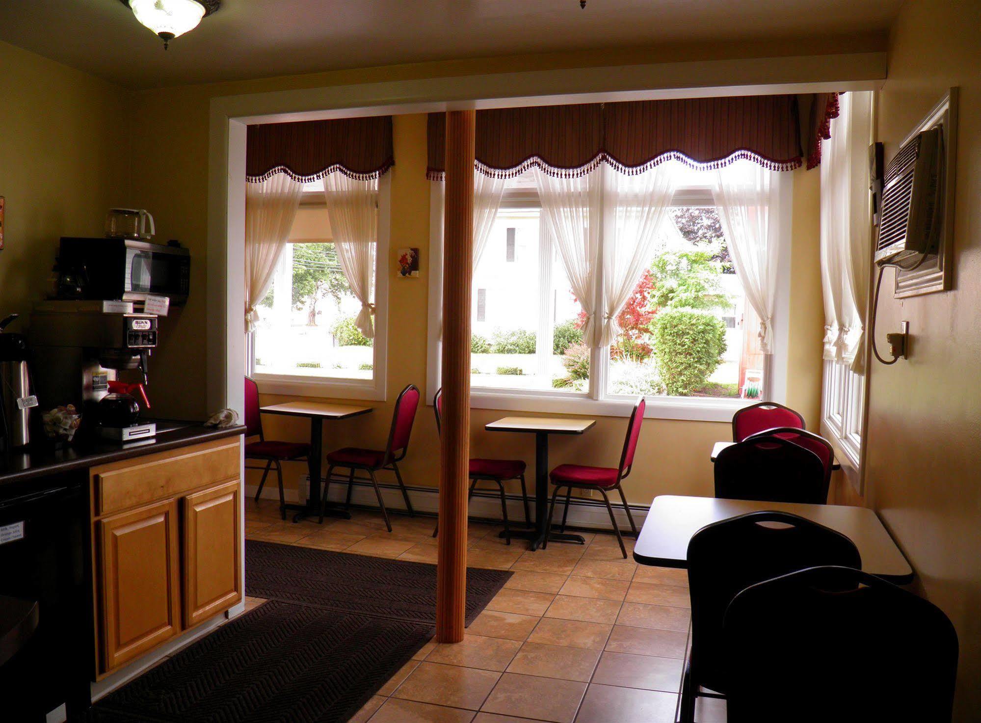 Travelers Inn Brunswick Esterno foto