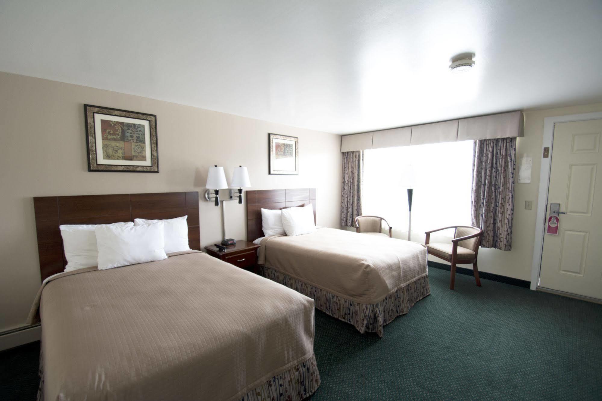 Travelers Inn Brunswick Esterno foto